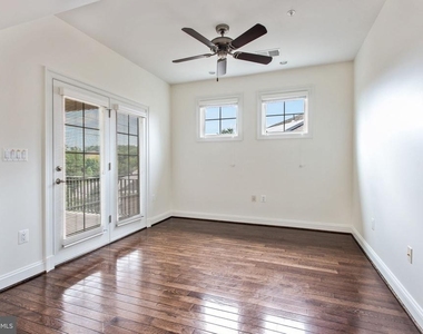 8319 Quarry Manor Terrace - Photo Thumbnail 47