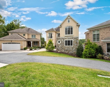 8319 Quarry Manor Terrace - Photo Thumbnail 3