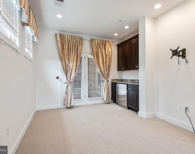 8319 Quarry Manor Terrace - Photo Thumbnail 36