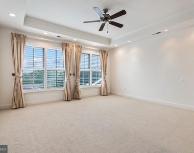 8319 Quarry Manor Terrace - Photo Thumbnail 38