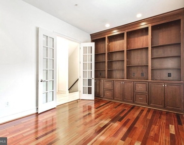 8319 Quarry Manor Terrace - Photo Thumbnail 9