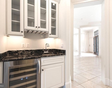 8319 Quarry Manor Terrace - Photo Thumbnail 14