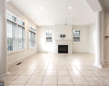 8319 Quarry Manor Terrace - Photo Thumbnail 16