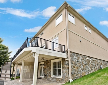 8319 Quarry Manor Terrace - Photo Thumbnail 72