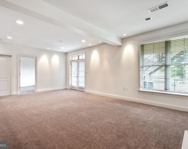 8319 Quarry Manor Terrace - Photo Thumbnail 61