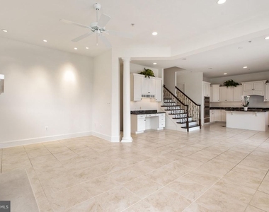 8319 Quarry Manor Terrace - Photo Thumbnail 23