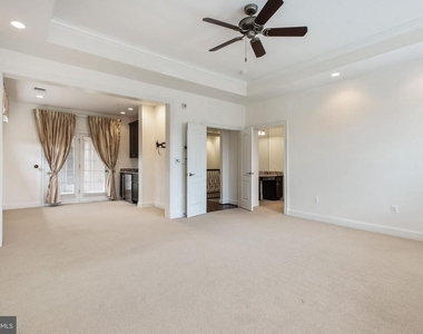 8319 Quarry Manor Terrace - Photo Thumbnail 37