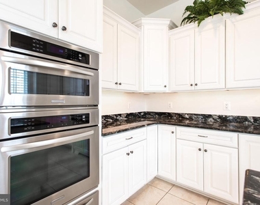 8319 Quarry Manor Terrace - Photo Thumbnail 27