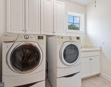 8319 Quarry Manor Terrace - Photo Thumbnail 53