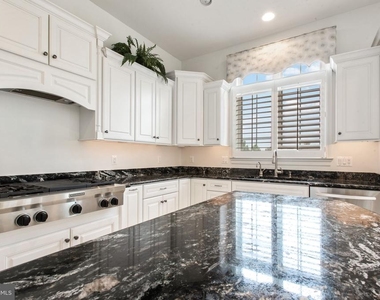 8319 Quarry Manor Terrace - Photo Thumbnail 32