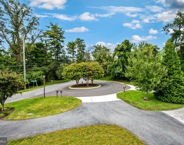 8319 Quarry Manor Terrace - Photo Thumbnail 75