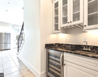 8319 Quarry Manor Terrace - Photo Thumbnail 13