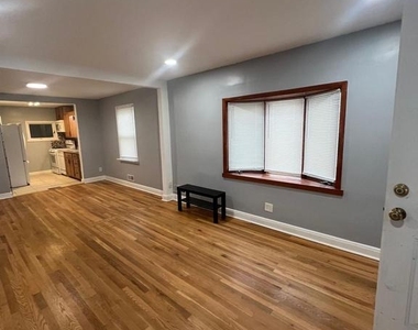2518 Linwood Road - Photo Thumbnail 4