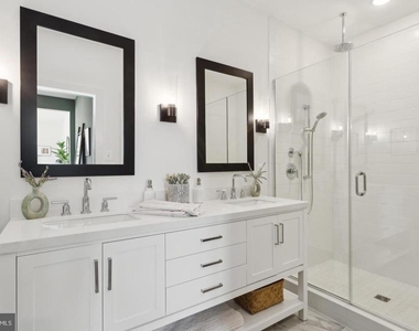 111 E Cromwell Street - Photo Thumbnail 26