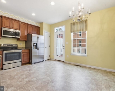 4505 Foster Avenue - Photo Thumbnail 4