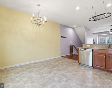 4505 Foster Avenue - Photo Thumbnail 2