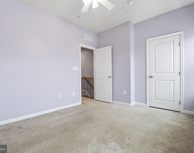 4505 Foster Avenue - Photo Thumbnail 24