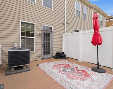 4505 Foster Avenue - Photo Thumbnail 33