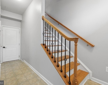 4505 Foster Avenue - Photo Thumbnail 29