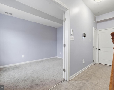 4505 Foster Avenue - Photo Thumbnail 30