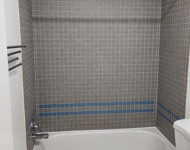 459 M Street Nw - Photo Thumbnail 4