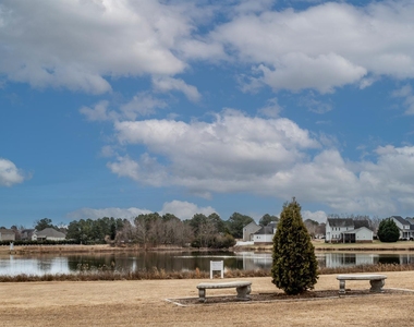 264 Wembley Drive - Photo Thumbnail 20