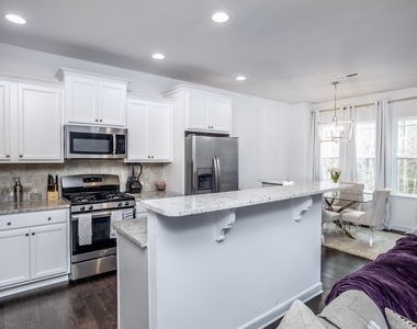 264 Wembley Drive - Photo Thumbnail 4