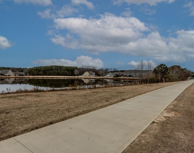 264 Wembley Drive - Photo Thumbnail 21