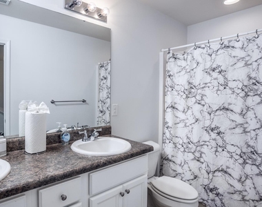 264 Wembley Drive - Photo Thumbnail 14