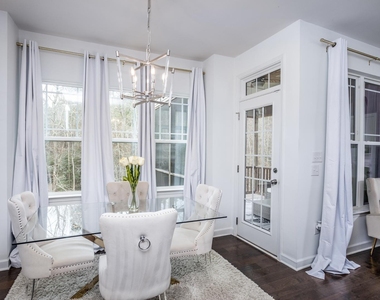264 Wembley Drive - Photo Thumbnail 10