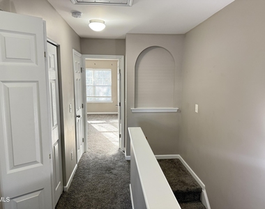 3102 Berkeley Springs Place - Photo Thumbnail 18