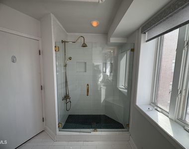 109 W Main Street - Photo Thumbnail 13