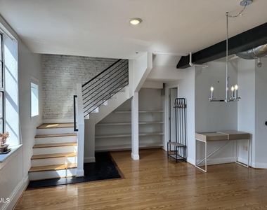 109 W Main Street - Photo Thumbnail 4