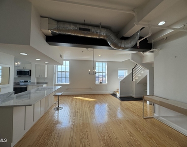 109 W Main Street - Photo Thumbnail 3
