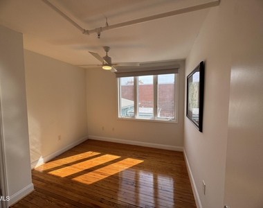 109 W Main Street - Photo Thumbnail 11