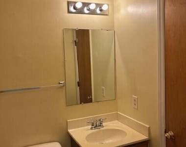 5513 Bringle Court - Photo Thumbnail 7