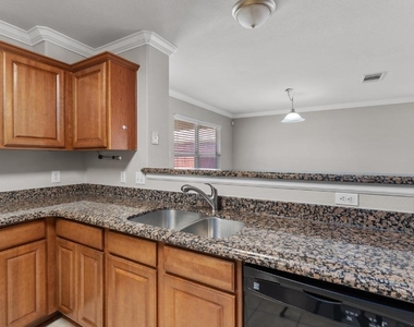 3417 Savage Springs Dr - Photo Thumbnail 9