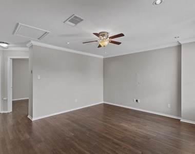 3417 Savage Springs Dr - Photo Thumbnail 16