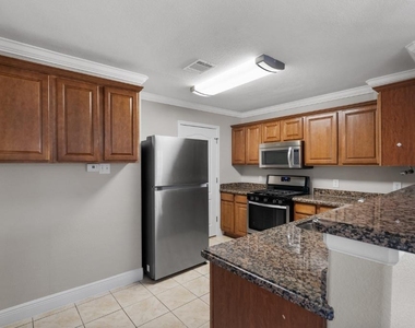 3417 Savage Springs Dr - Photo Thumbnail 8