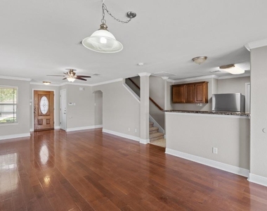 3417 Savage Springs Dr - Photo Thumbnail 7