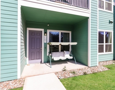 8601 W Gate Blvd - Photo Thumbnail 2