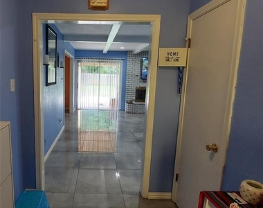 2303 Dover Rd - Photo Thumbnail 1