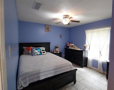 2303 Dover Rd - Photo Thumbnail 13