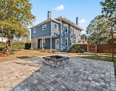 2843 Oak Street - Photo Thumbnail 70