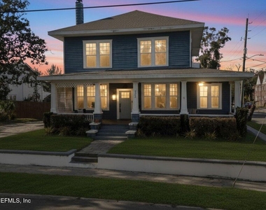 2843 Oak Street - Photo Thumbnail 75