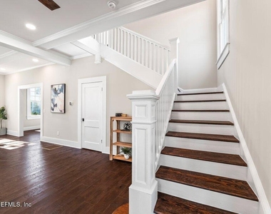 2843 Oak Street - Photo Thumbnail 41