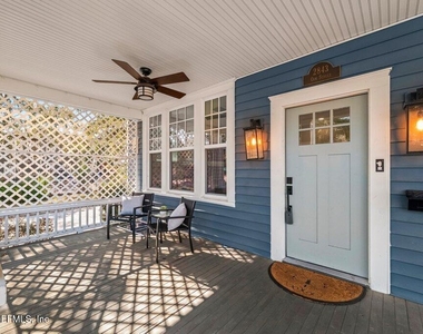 2843 Oak Street - Photo Thumbnail 11