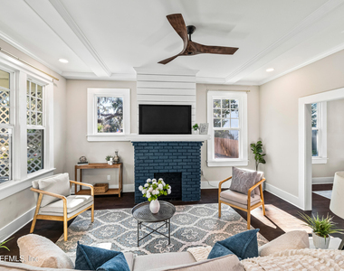 2843 Oak Street - Photo Thumbnail 83