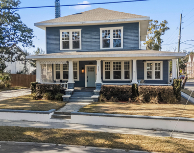2843 Oak Street - Photo Thumbnail 74