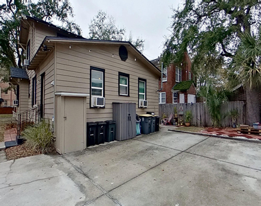1513 Palm Avenue - Photo Thumbnail 2